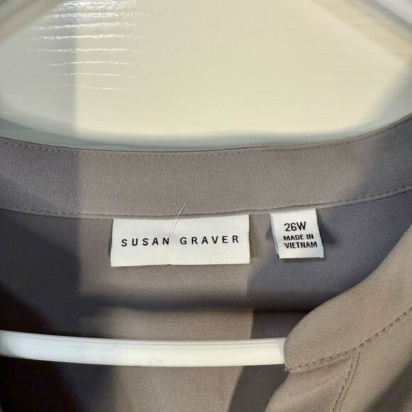 Susan Graver Gray Button Down Shirt - Picture 2 of 9